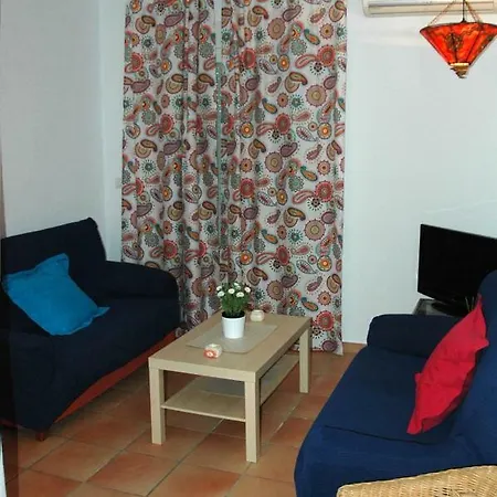 El Mirador Apartment *
